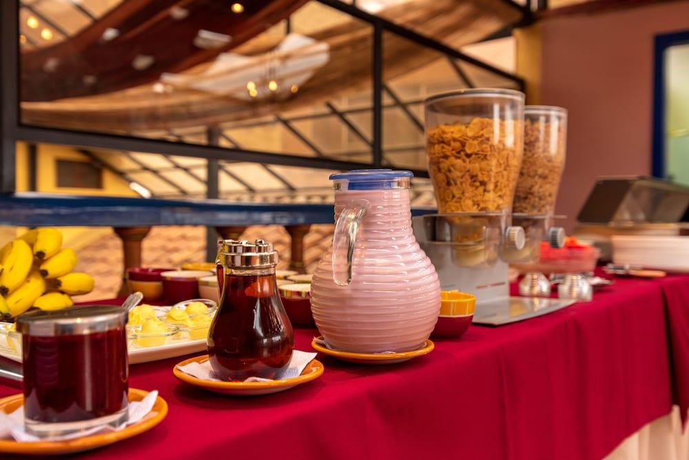 Hotel Boutique Los Balcones Куэнка Экстерьер фото