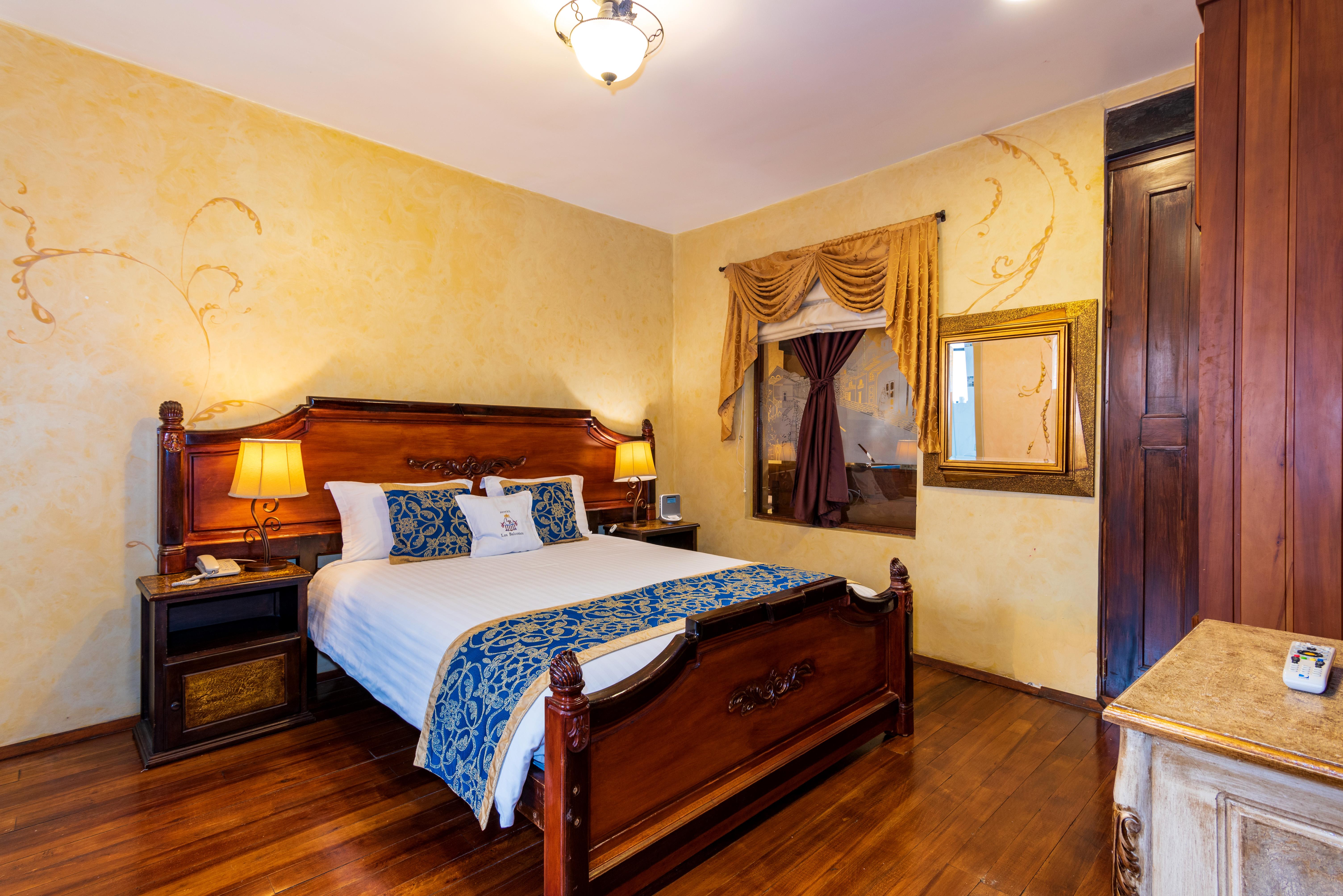 Hotel Boutique Los Balcones Куэнка Экстерьер фото