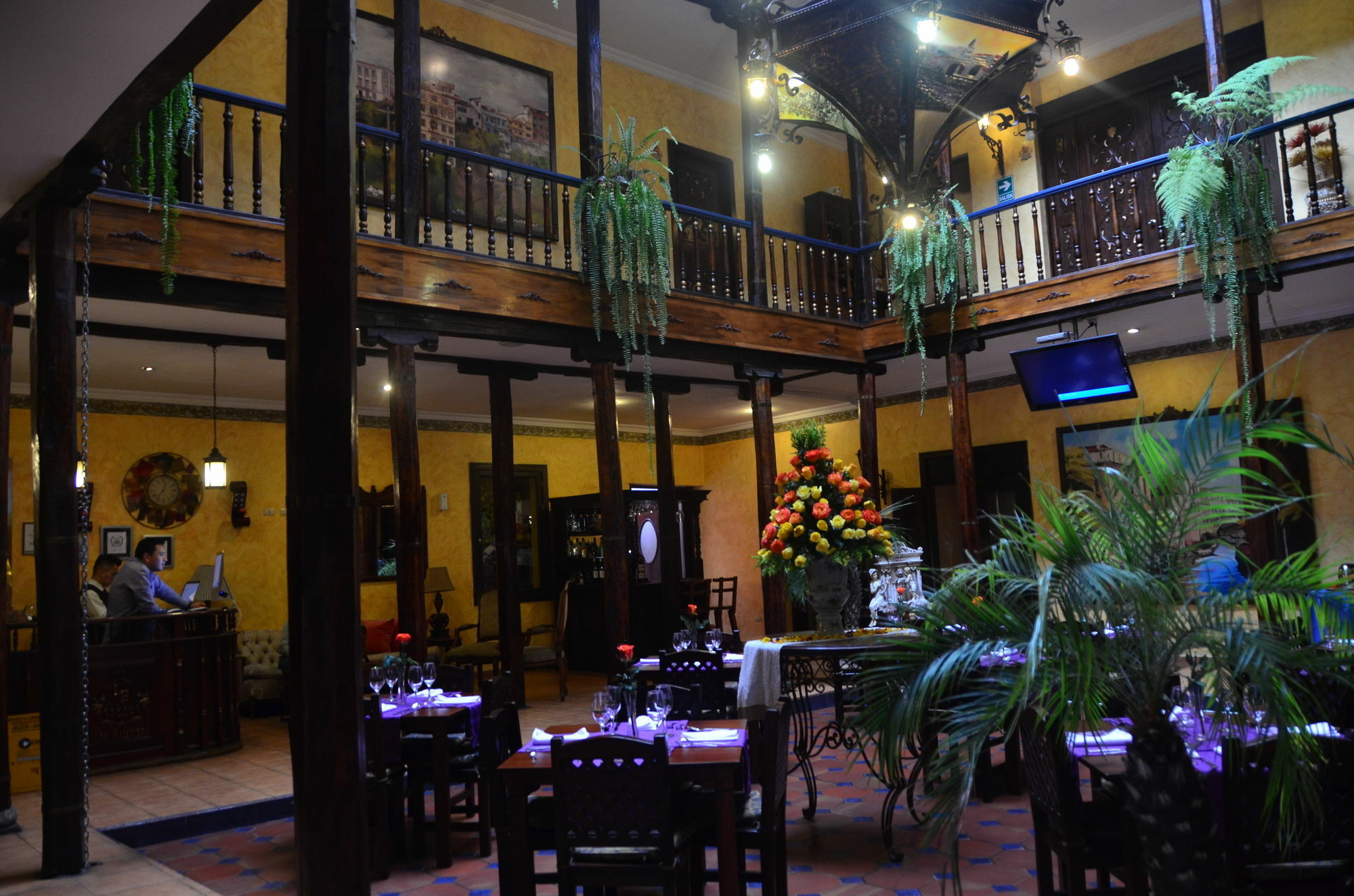 Hotel Boutique Los Balcones Куэнка Экстерьер фото
